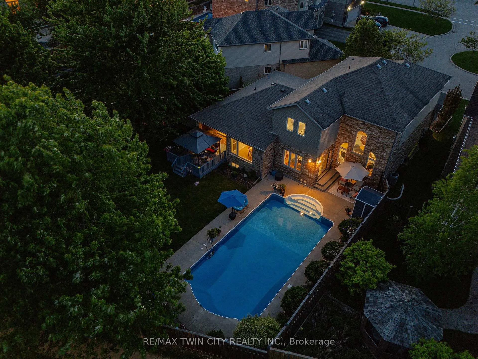 Photo 3 of 508 Kelso Place, Waterloo — HOMEH