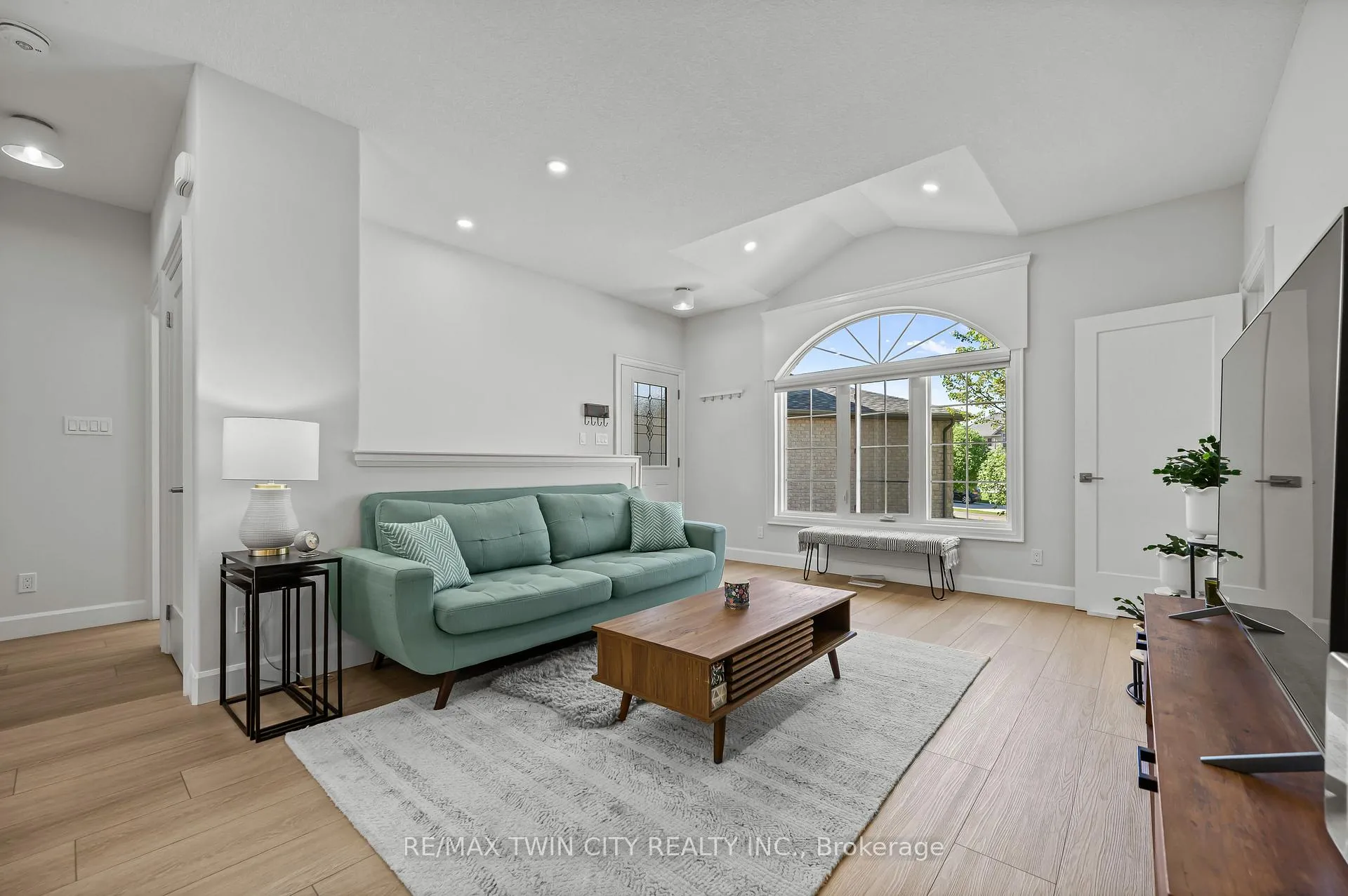 Photo 28 of 508 Kelso Place, Waterloo — HOMEH