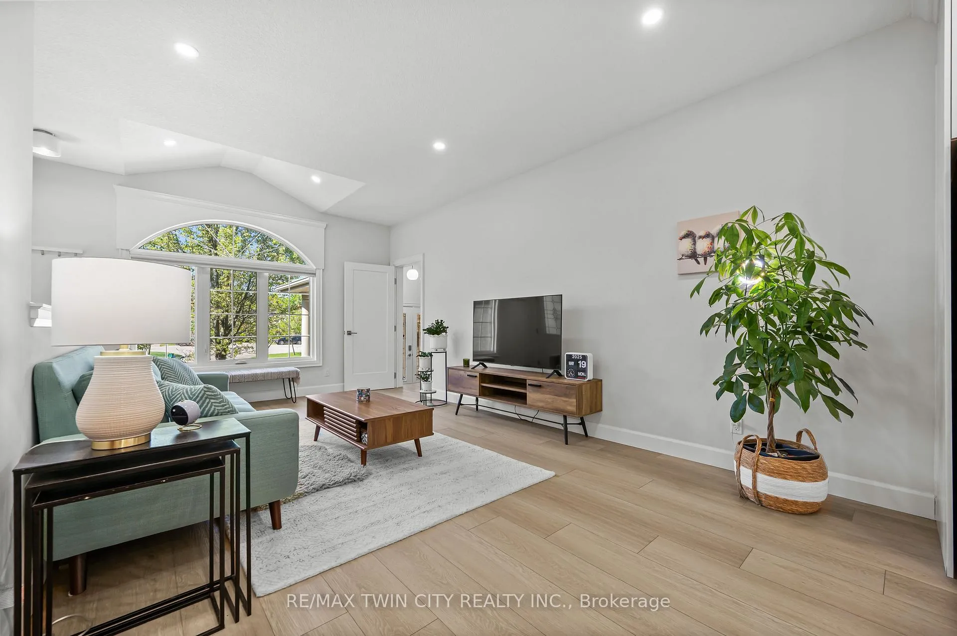 Photo 29 of 508 Kelso Place, Waterloo — HOMEH