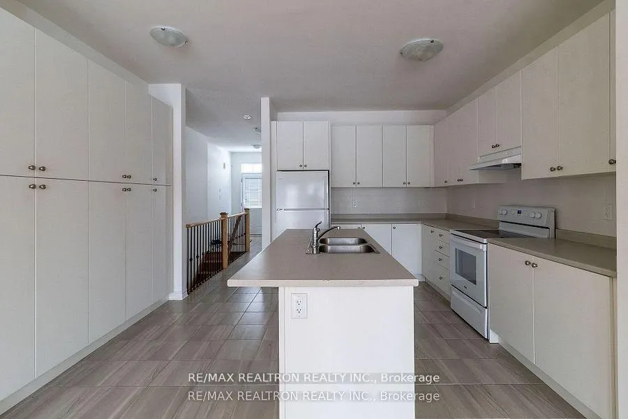 Photo 6 of 19 Abby Drive, Wasaga Beach — HOMEH