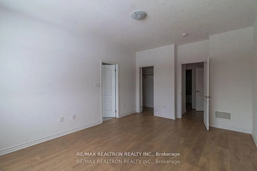 Photo 11 of 19 Abby Drive, Wasaga Beach — HOMEH