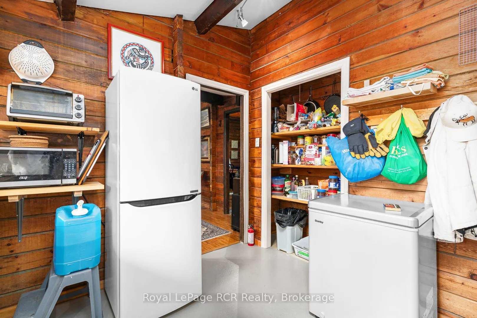 Photo 10 of 117 Mccullough Lake Drive, Chatsworth — HOMEH