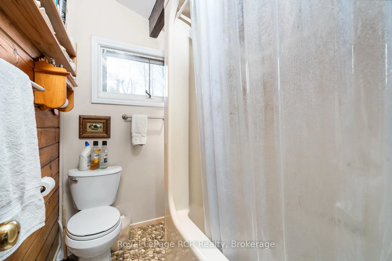 Photo 14 of 117 Mccullough Lake Drive, Chatsworth — HOMEH