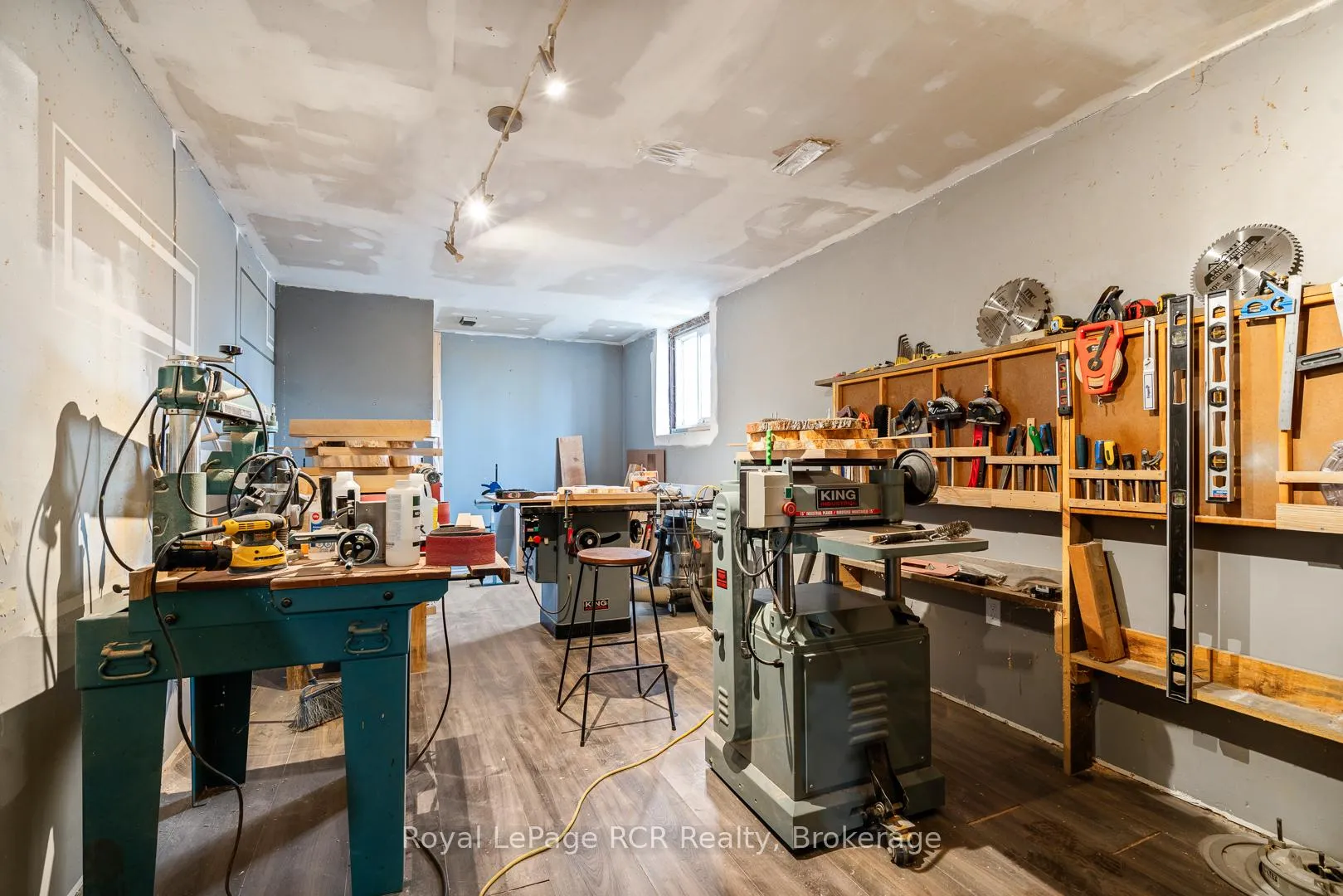 Photo 19 of 117 Mccullough Lake Drive, Chatsworth — HOMEH
