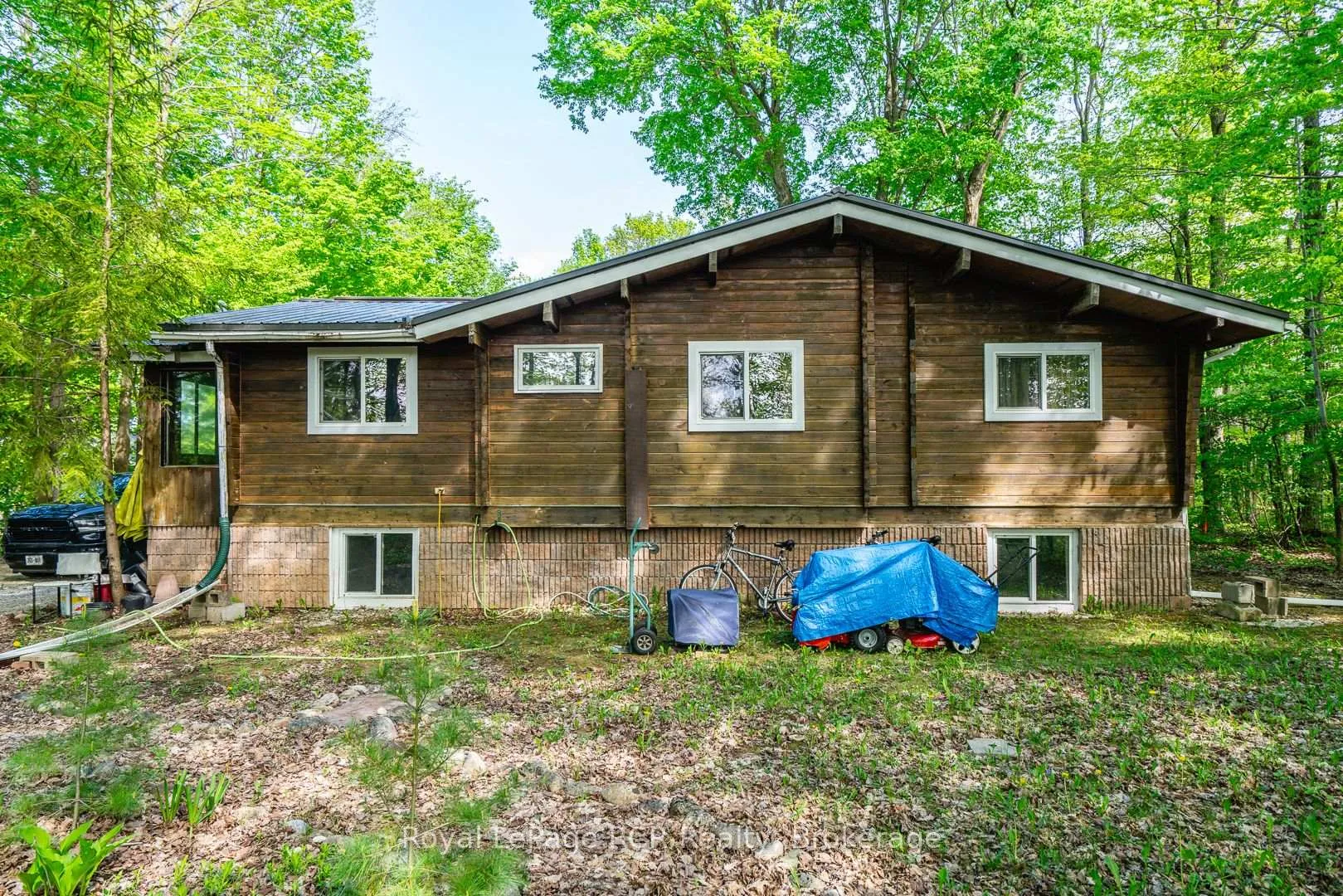 Photo 23 of 117 Mccullough Lake Drive, Chatsworth — HOMEH
