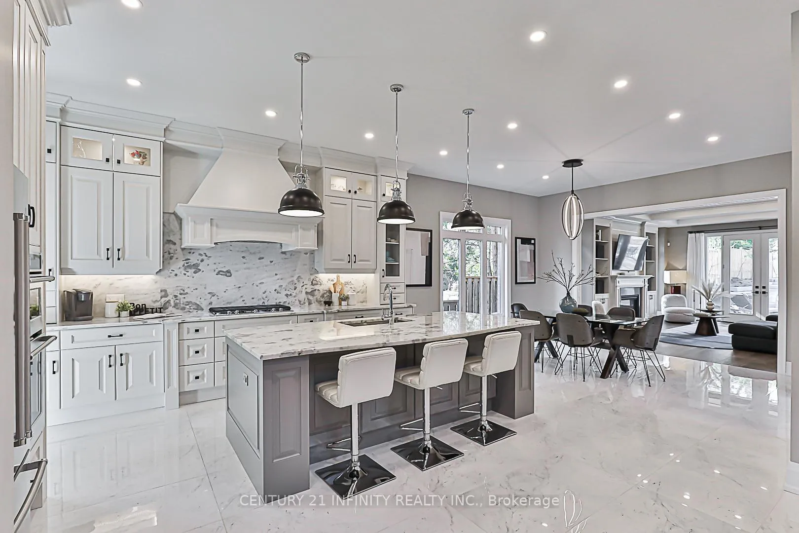 Photo 1 of 540 Oakwood Drive, Pickering, Rosebank — HOMEH