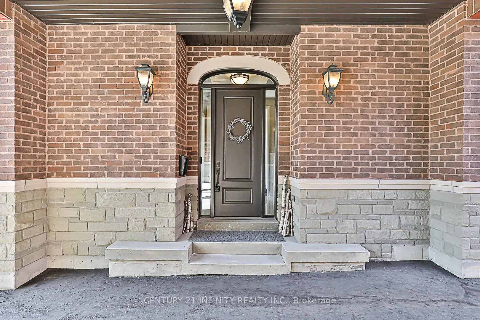 Photo 4 of 540 Oakwood Drive, Pickering, Rosebank — HOMEH