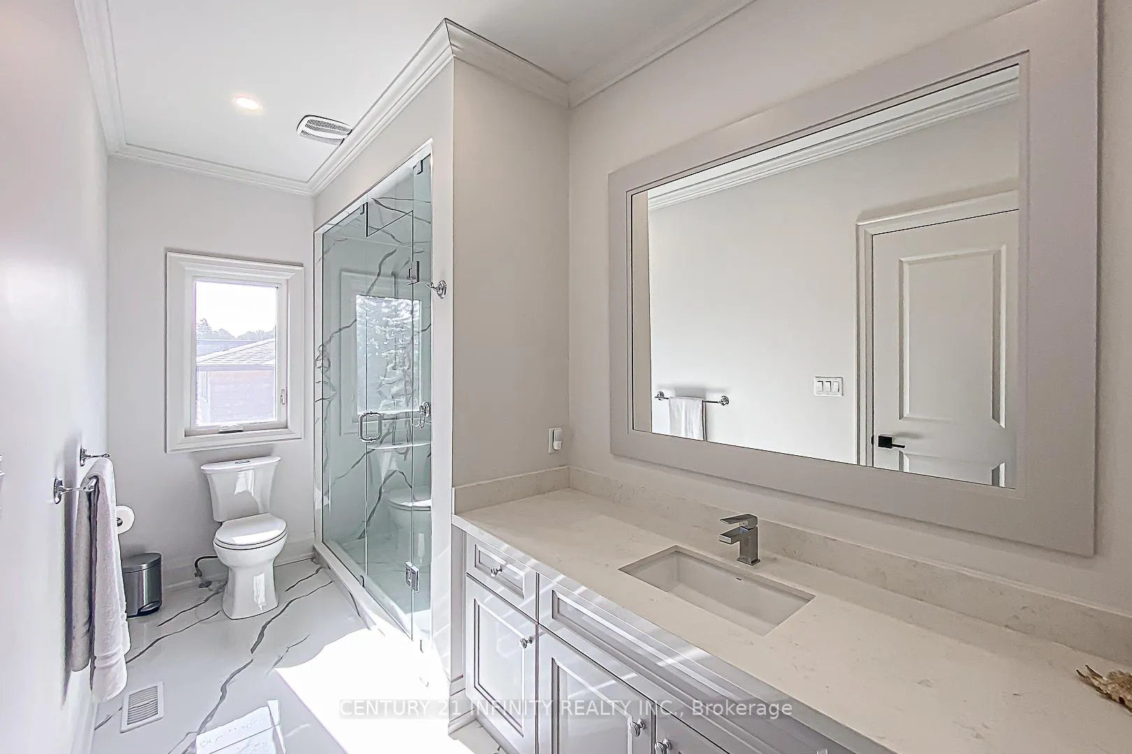 Photo 27 of 540 Oakwood Drive, Pickering, Rosebank — HOMEH