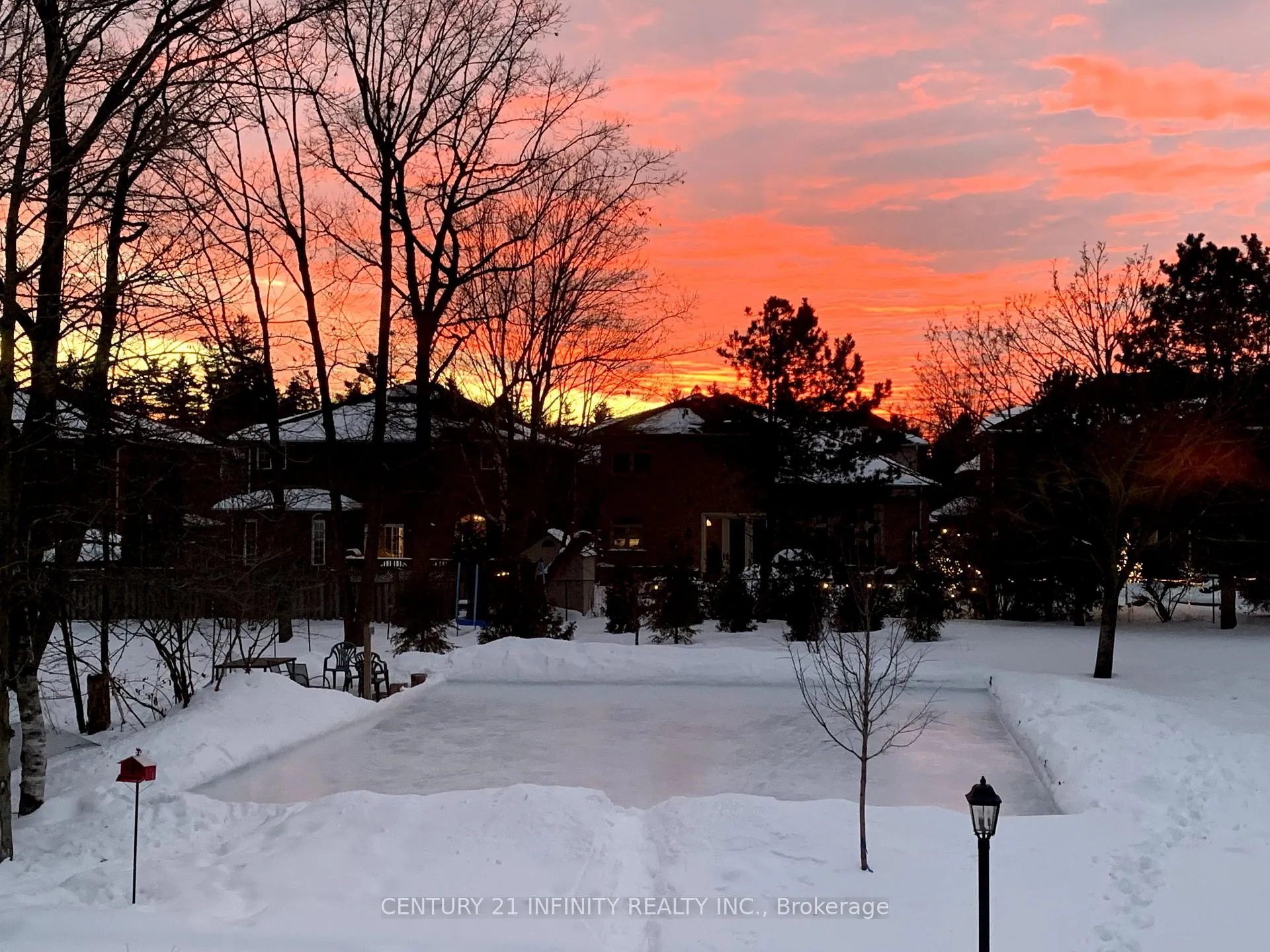 Photo 40 of 540 Oakwood Drive, Pickering, Rosebank — HOMEH