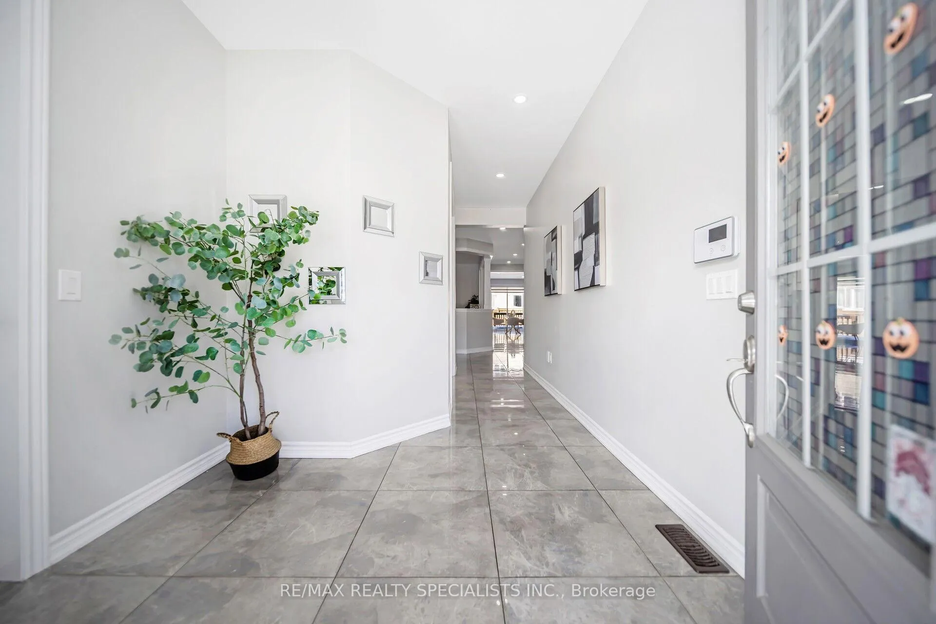 Photo 4 of 46 Valleybrook Crescent, Caledon, Rural Caledon — HOMEH