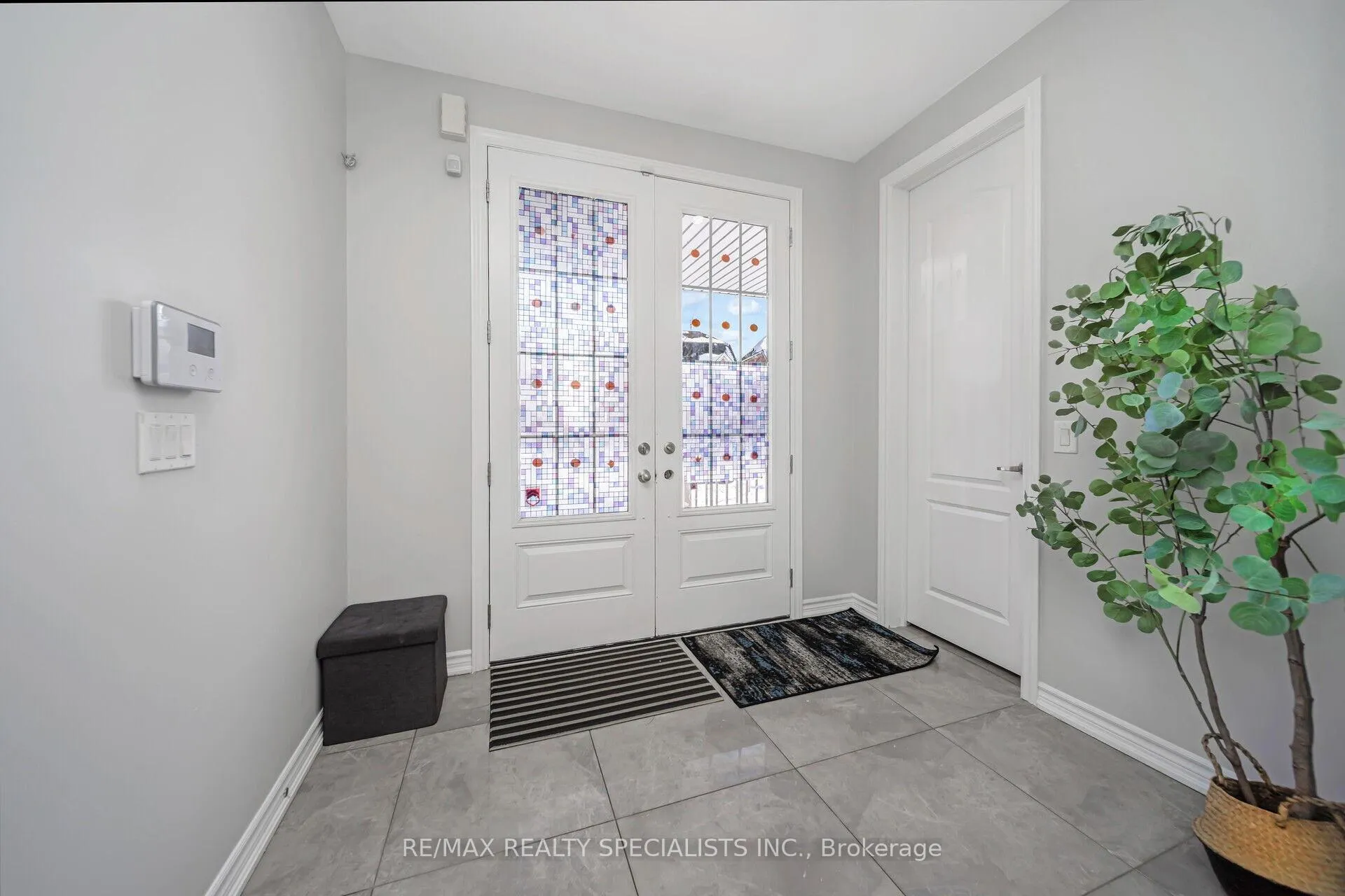 Photo 5 of 46 Valleybrook Crescent, Caledon, Rural Caledon — HOMEH