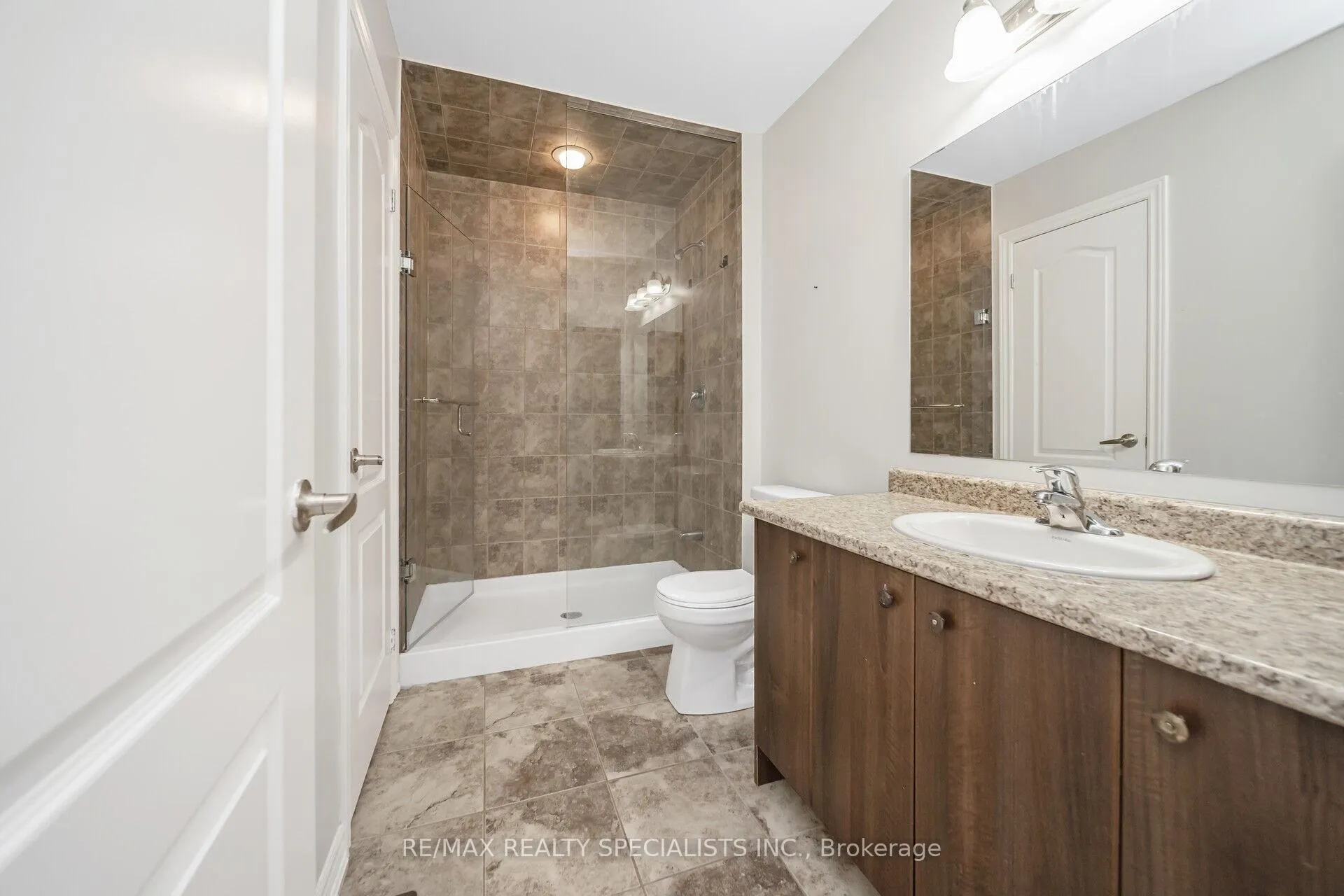 Photo 36 of 46 Valleybrook Crescent, Caledon, Rural Caledon — HOMEH