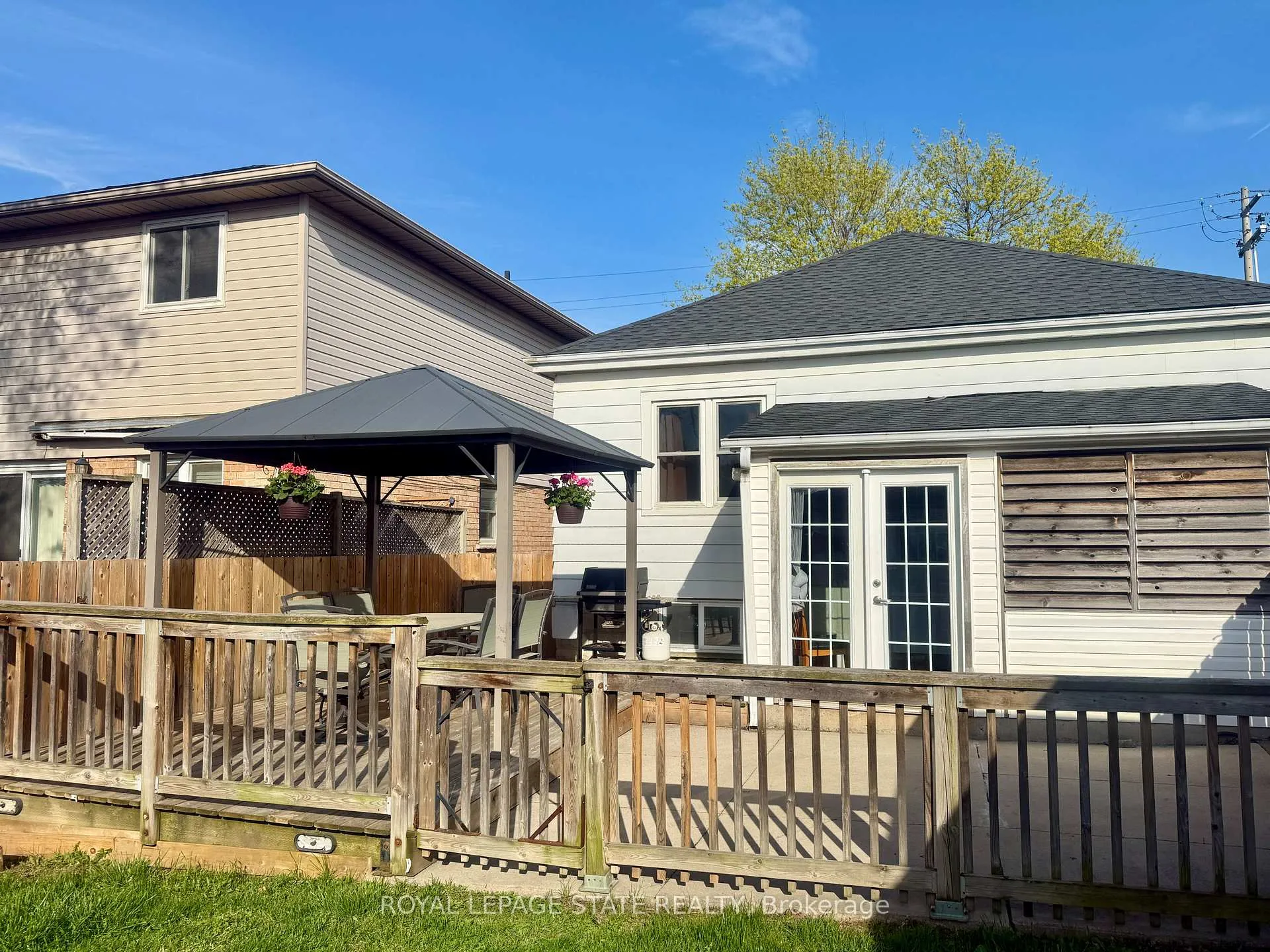 Photo 25 of 134 Craigroyston Road, Hamilton, Bartonville — HOMEH