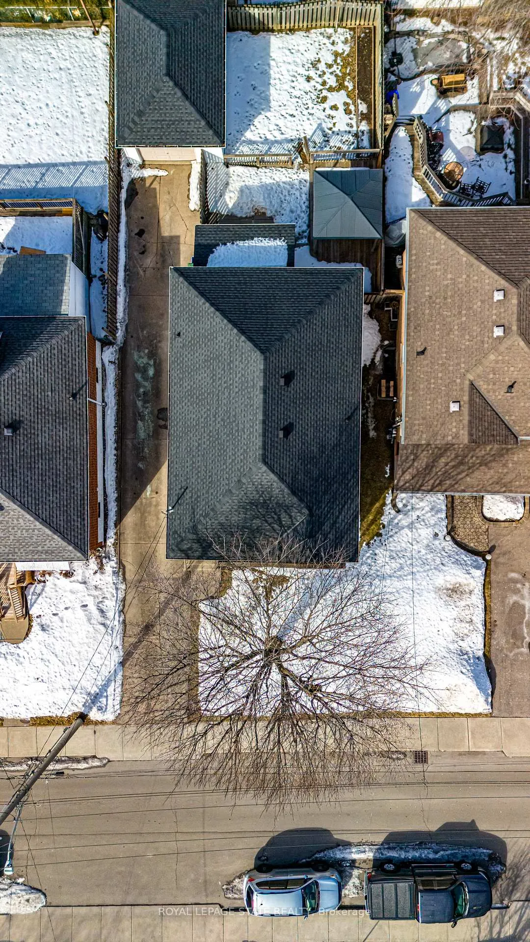 Photo 40 of 134 Craigroyston Road, Hamilton, Bartonville — HOMEH