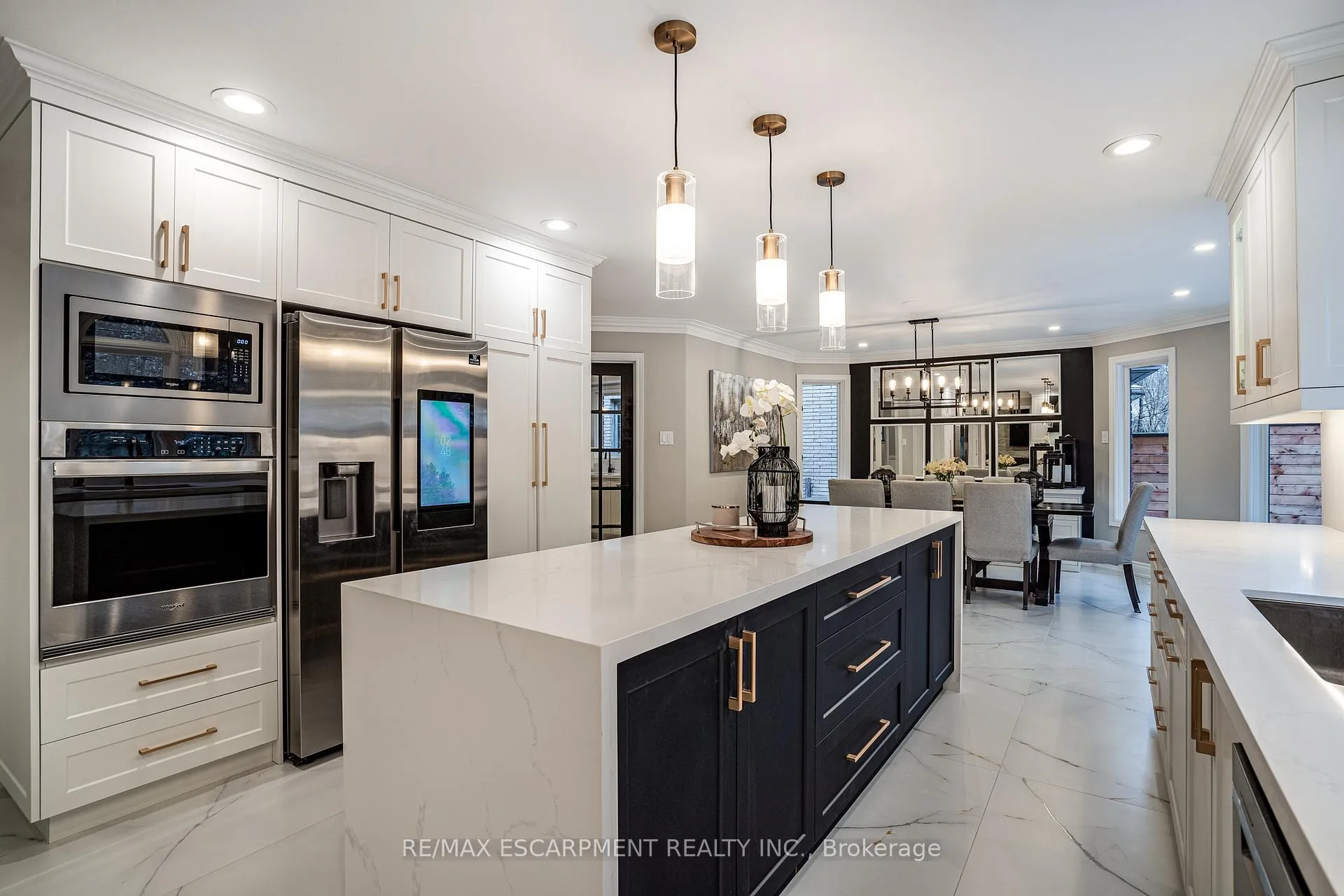 Photo 18 of 8 Orr Crescent, Hamilton, Stoney Creek — HOMEH