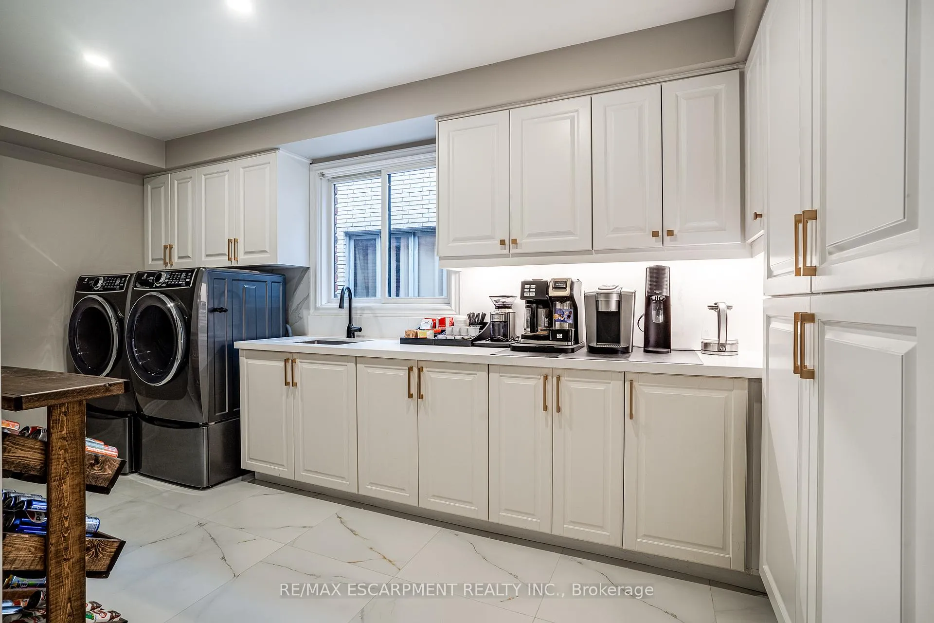Photo 21 of 8 Orr Crescent, Hamilton, Stoney Creek — HOMEH