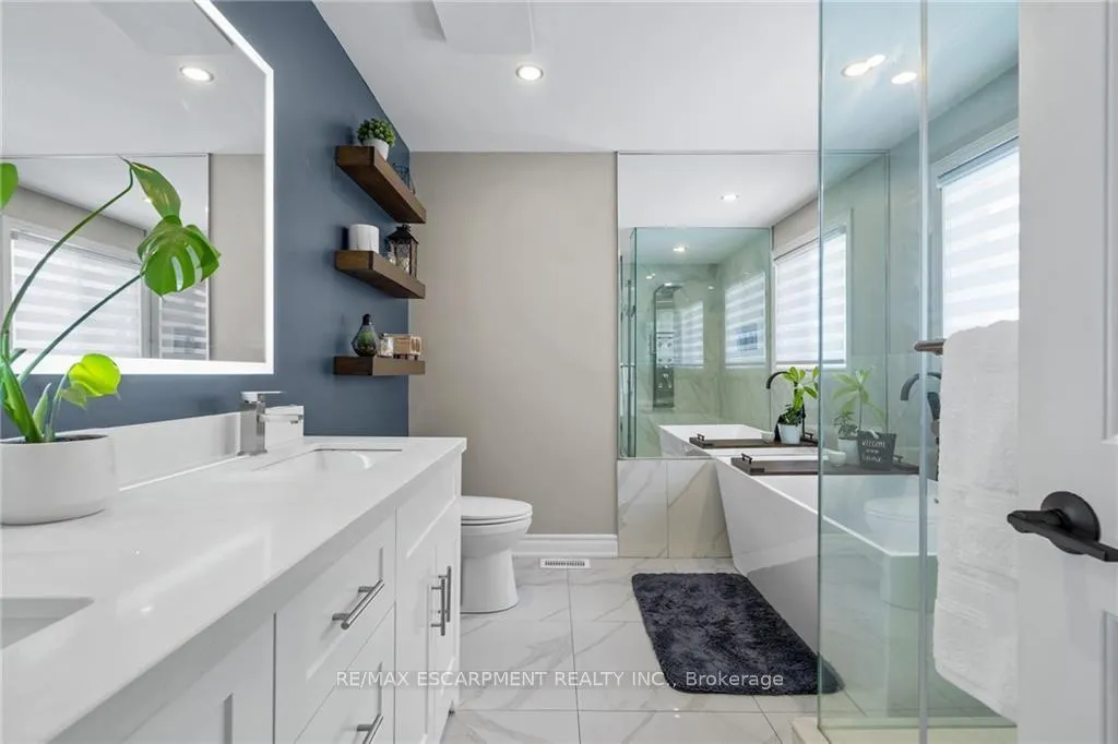 Photo 27 of 8 Orr Crescent, Hamilton, Stoney Creek — HOMEH