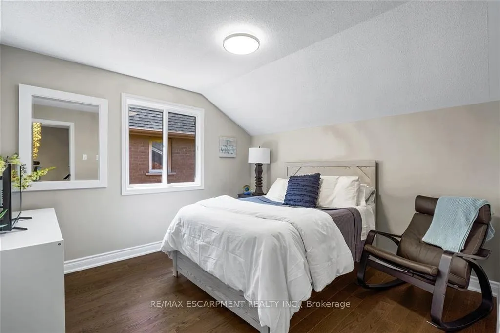 Photo 32 of 8 Orr Crescent, Hamilton, Stoney Creek — HOMEH