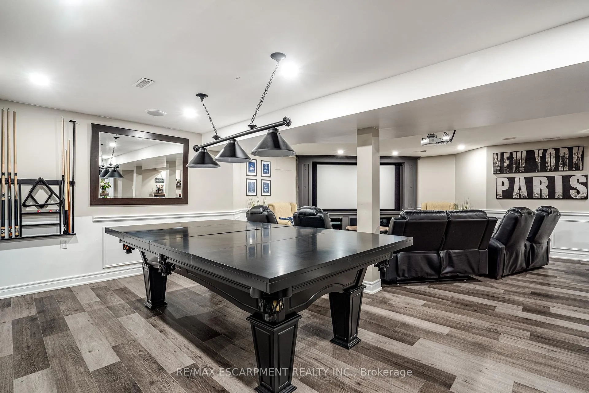 Photo 36 of 8 Orr Crescent, Hamilton, Stoney Creek — HOMEH