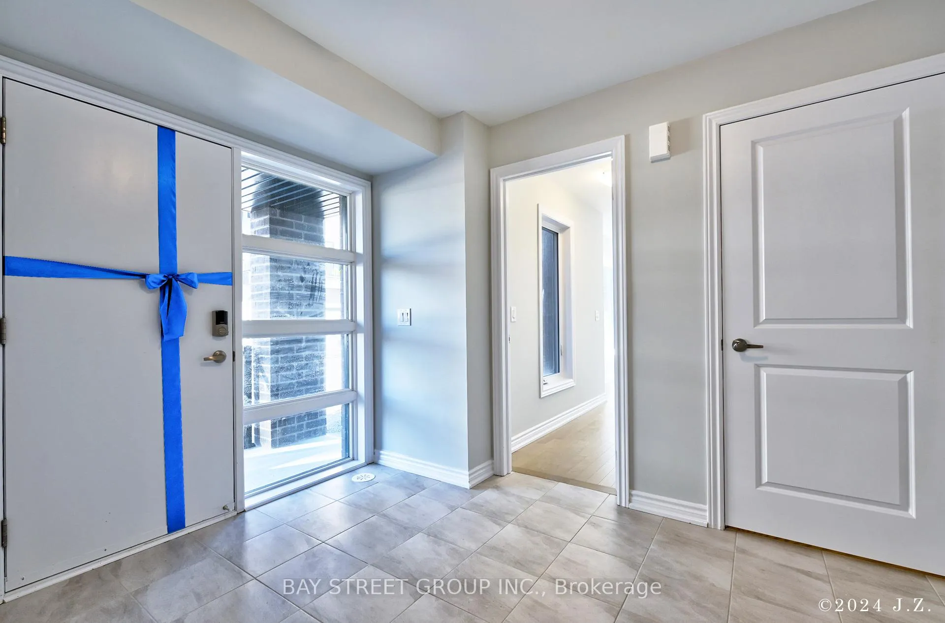 Photo 3 of 86 Herman gilroy Lane N, Markham, Angus Glen — HOMEH