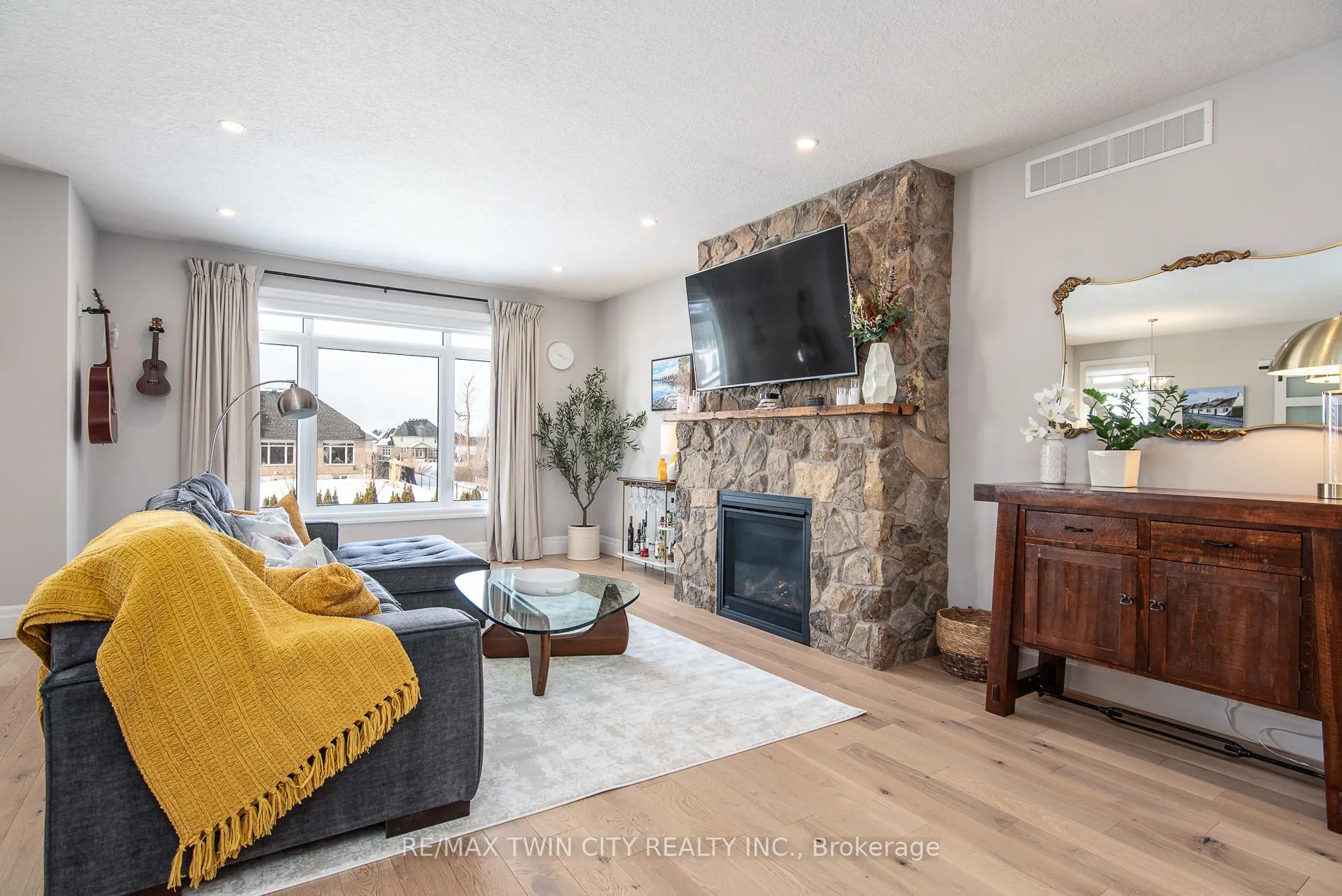 Photo 16 of 40 Sunset Hills Crescent, Woolwich — HOMEH
