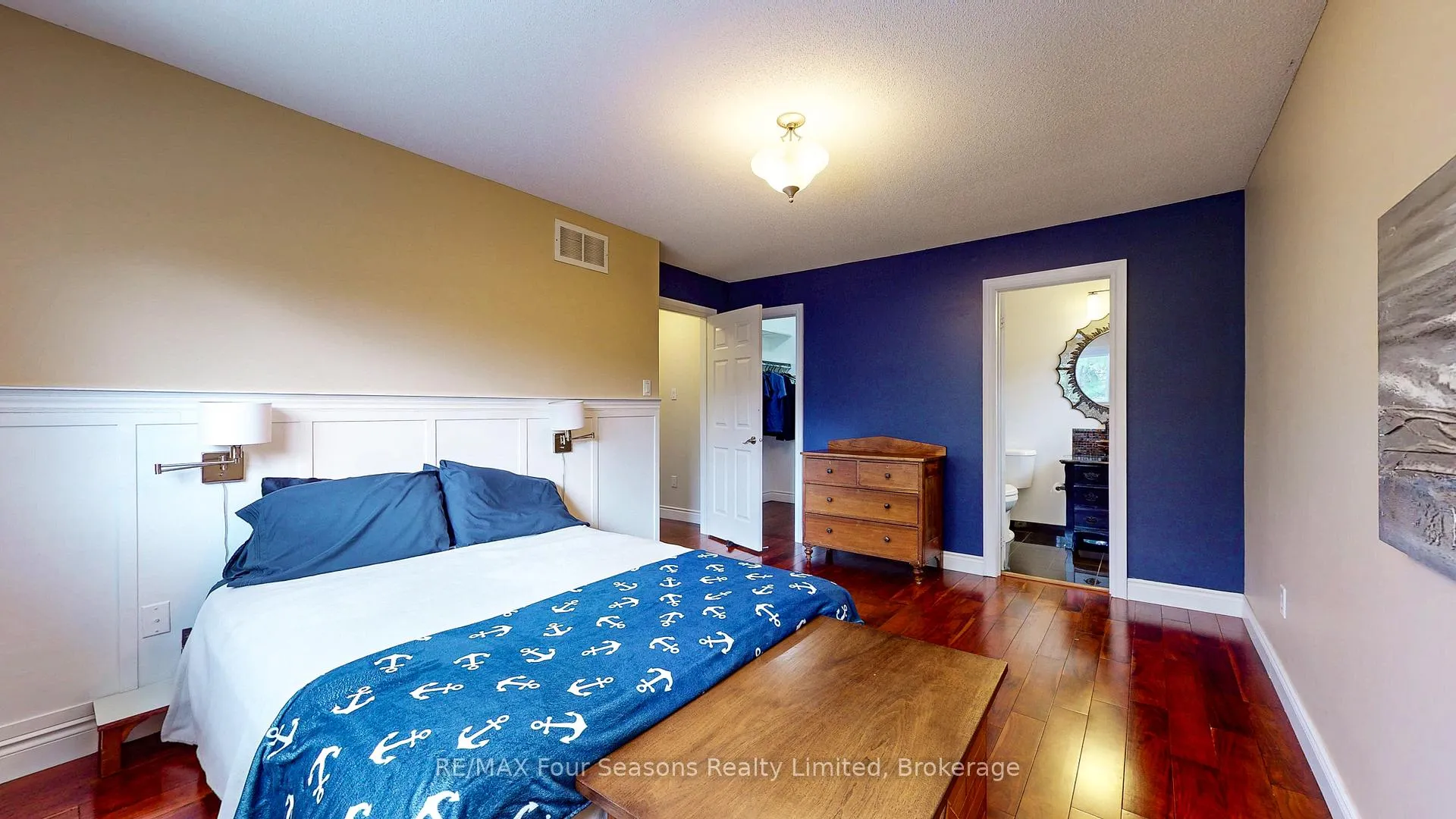 Photo 16 of 104 Silver Birch Avenue, Wasaga Beach — HOMEH