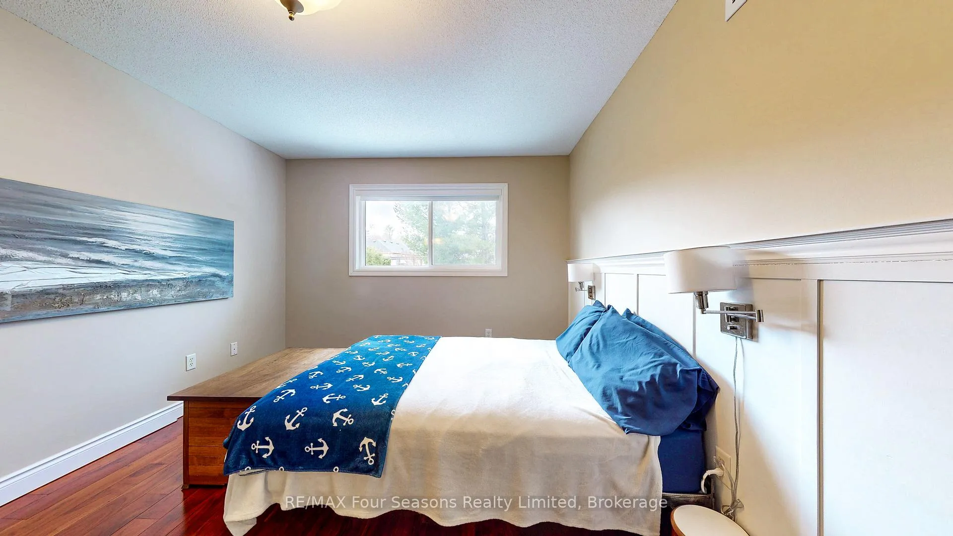 Photo 17 of 104 Silver Birch Avenue, Wasaga Beach — HOMEH
