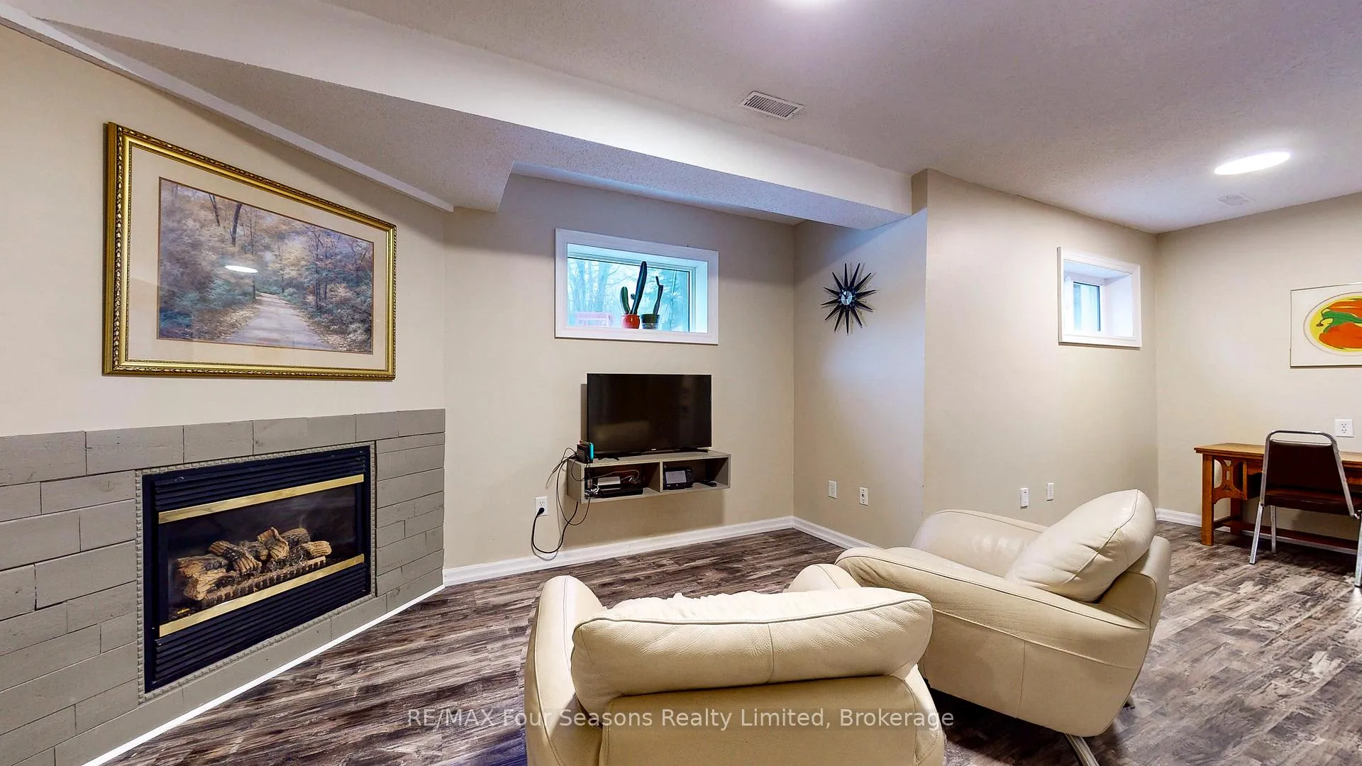Photo 19 of 104 Silver Birch Avenue, Wasaga Beach — HOMEH