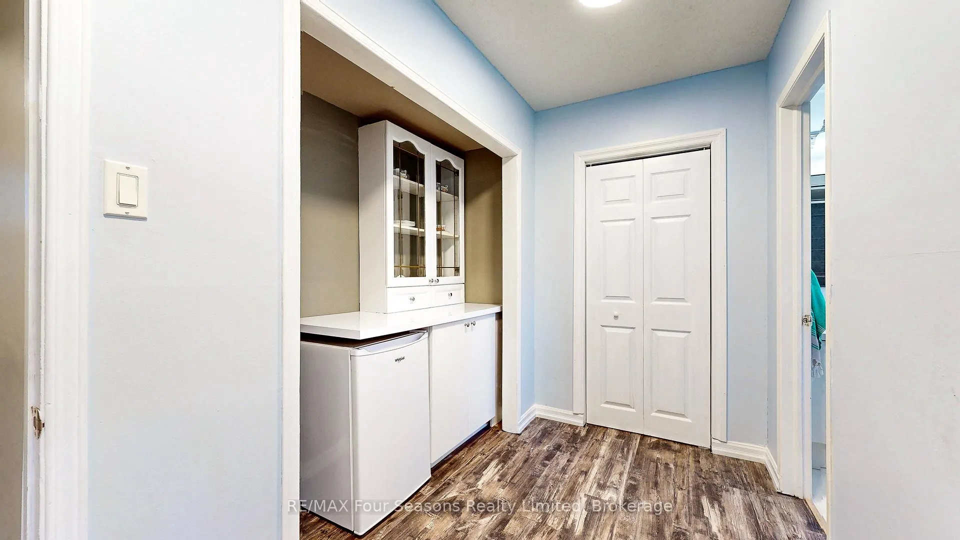 Photo 23 of 104 Silver Birch Avenue, Wasaga Beach — HOMEH