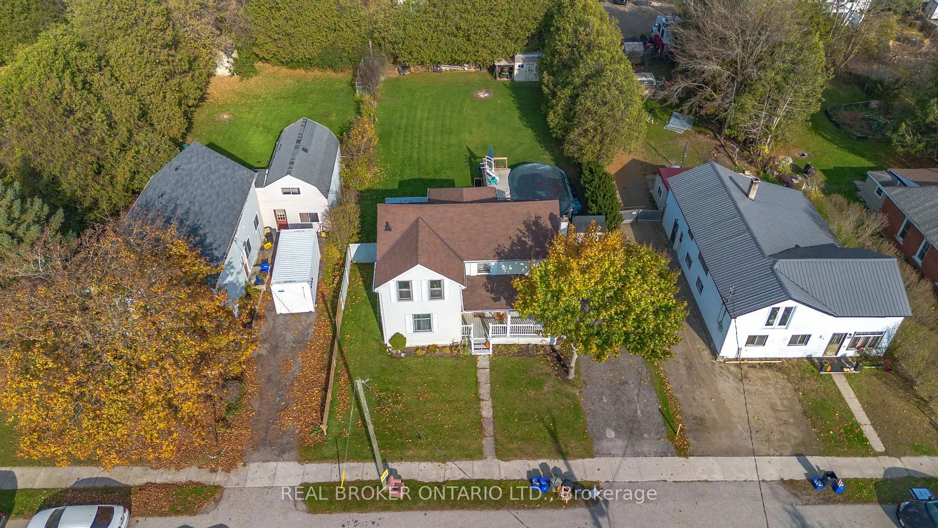 Photo 4 of 262 Oakland Road, Brant, Oakland — HOMEH