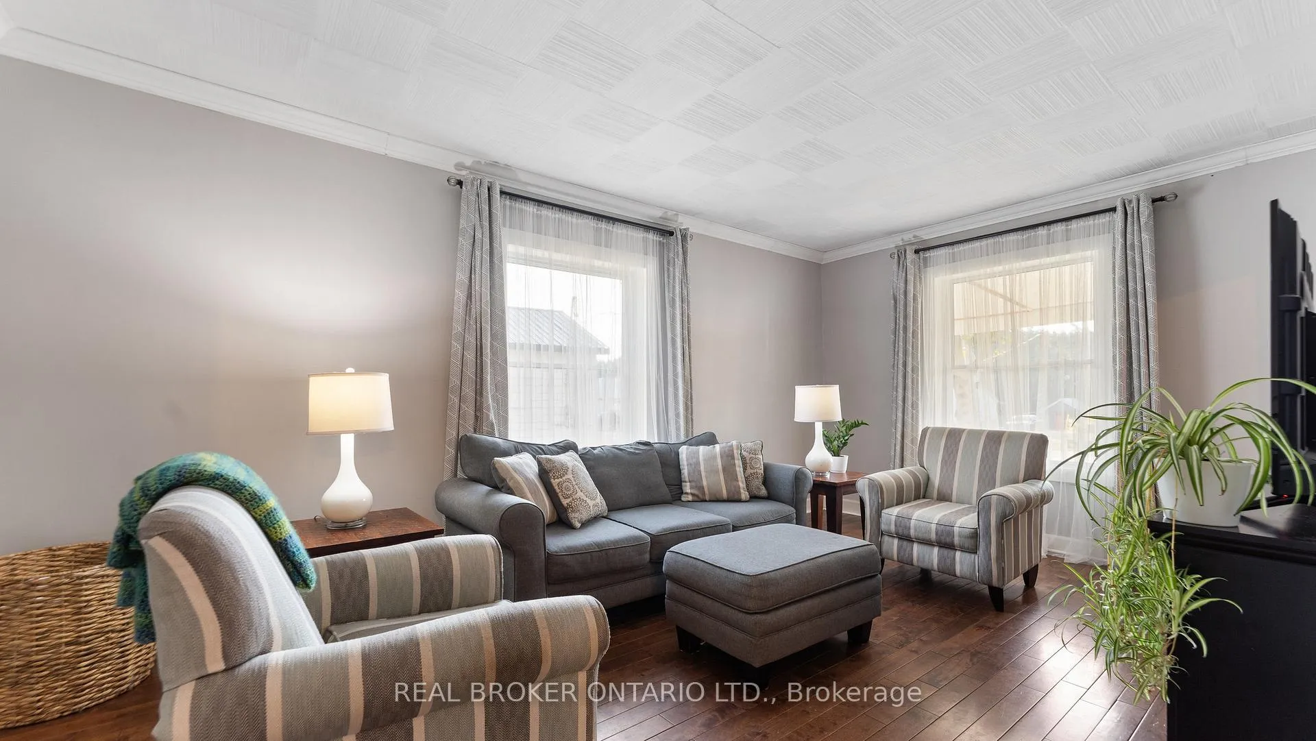 Photo 16 of 262 Oakland Road, Brant, Oakland — HOMEH