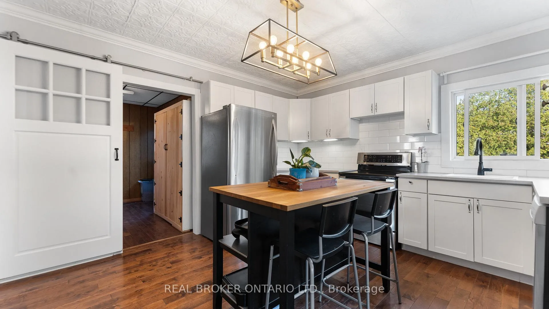 Photo 18 of 262 Oakland Road, Brant, Oakland — HOMEH