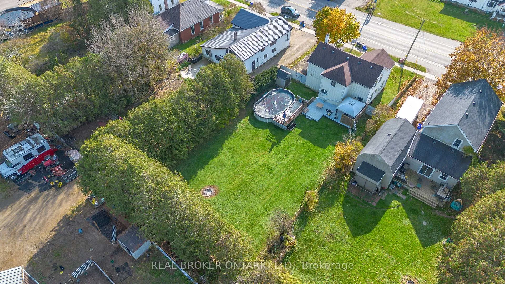 Photo 33 of 262 Oakland Road, Brant, Oakland — HOMEH