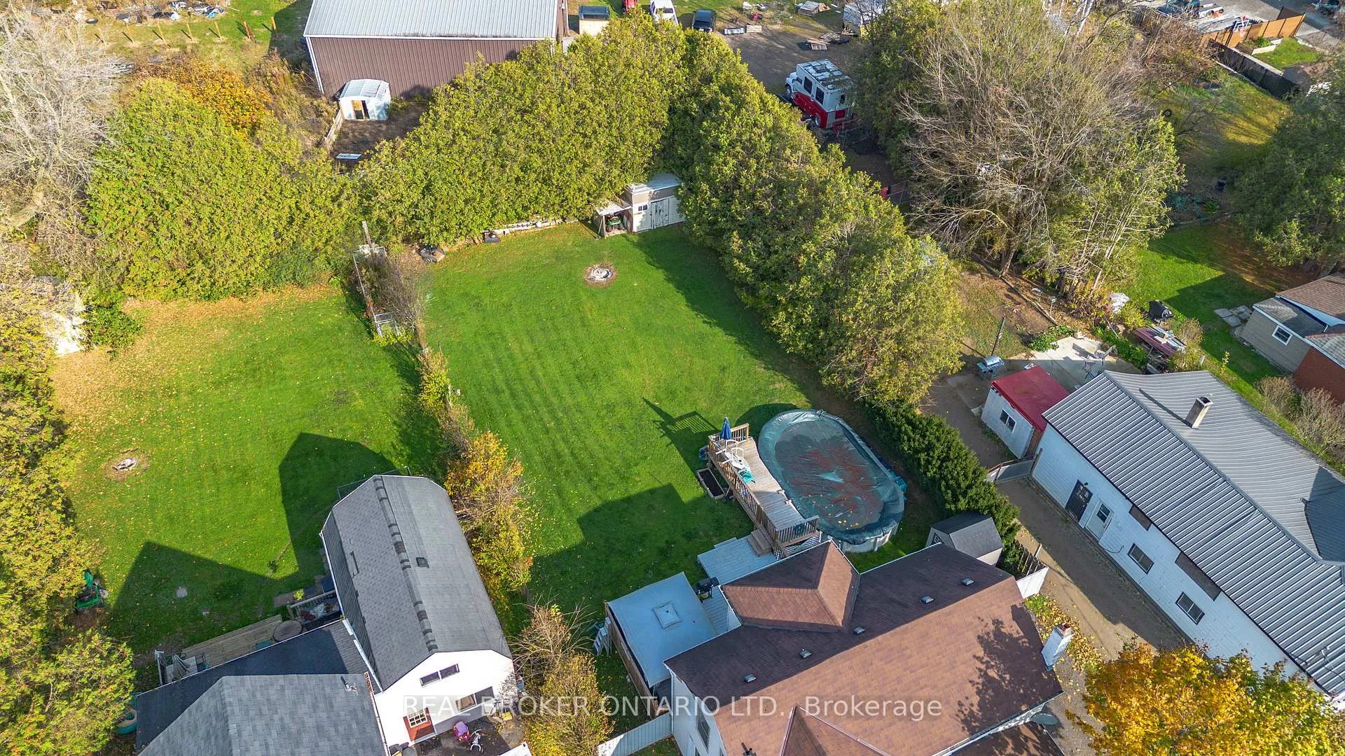 Photo 34 of 262 Oakland Road, Brant, Oakland — HOMEH