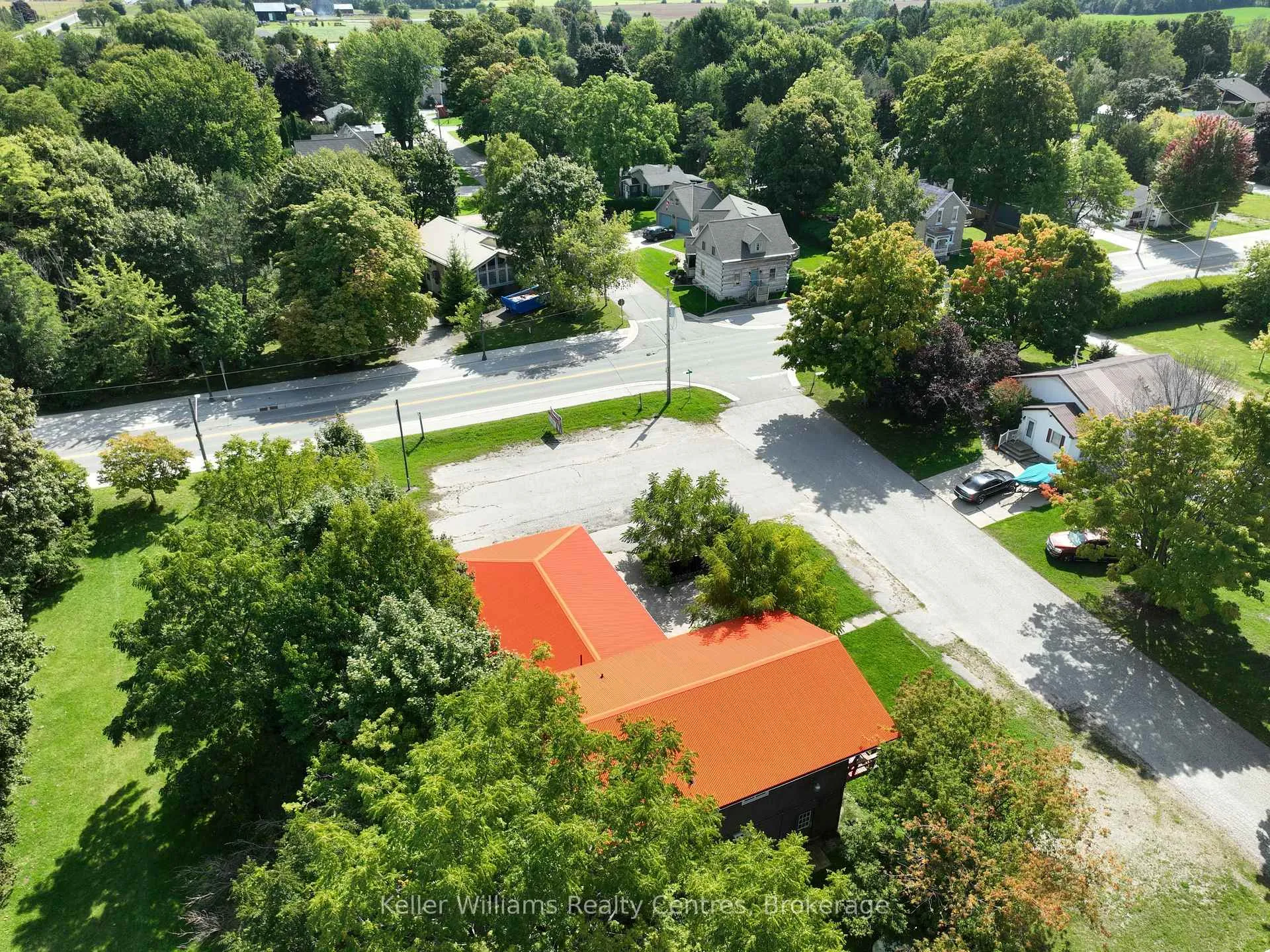 Photo 2 of 9 Mill Street, Kincardine — HOMEH