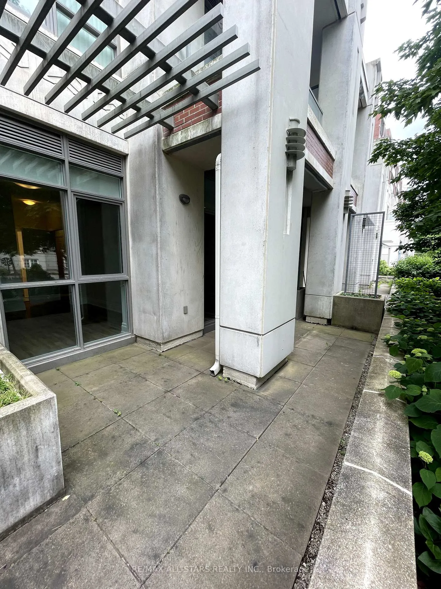 Photo 12 of Unit 119, 39 Upper Duke Crescent, Markham, Unionville — HOMEH