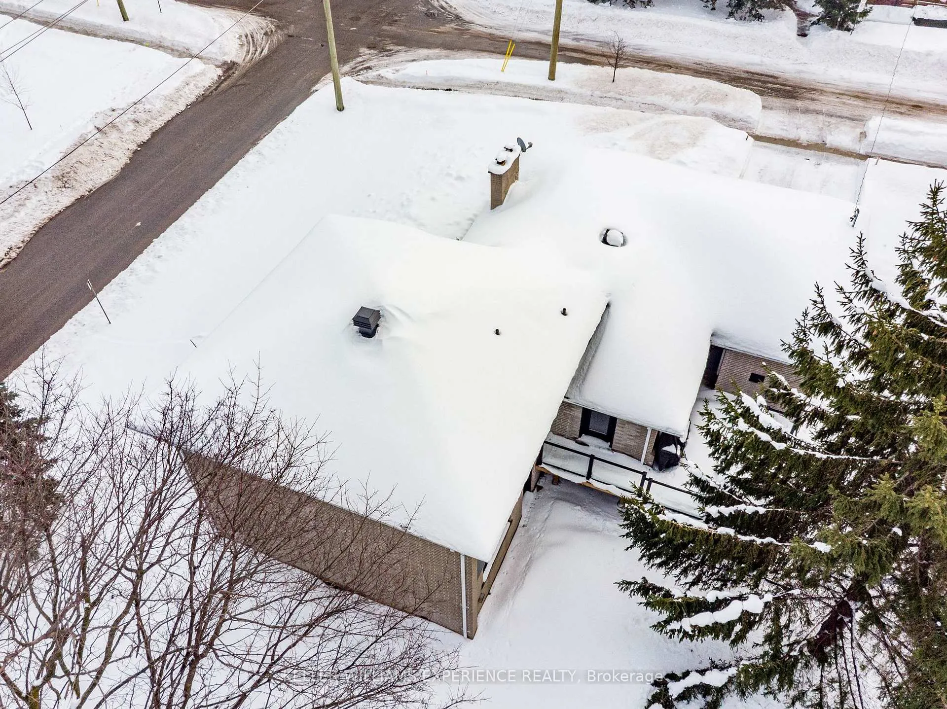 Photo 5 of 54 Eugenia Street, Barrie, Codrington — HOMEH