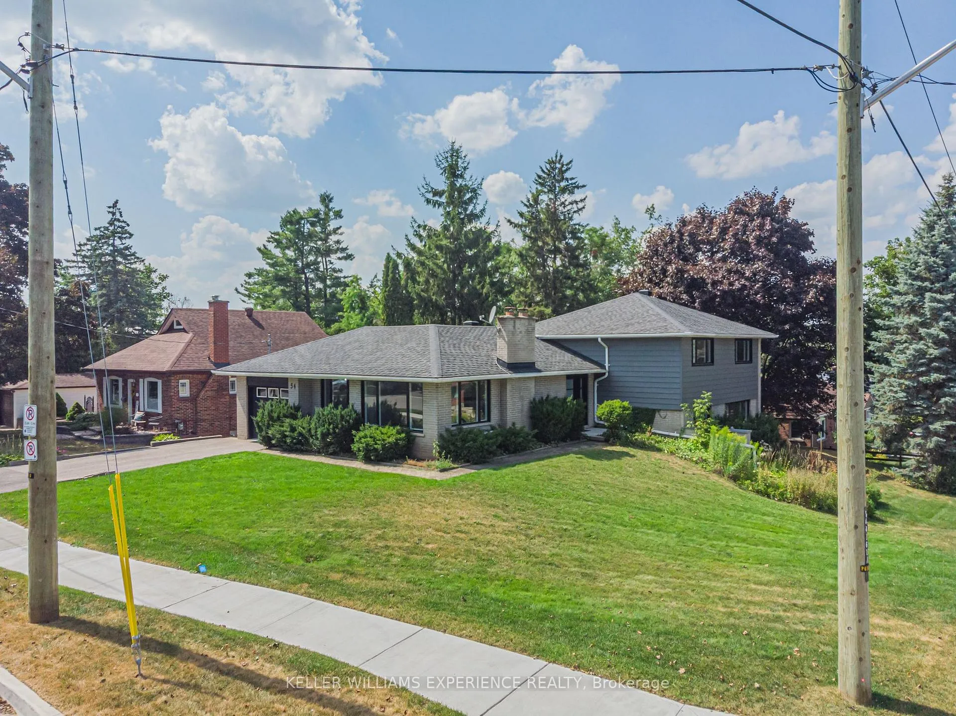 Photo 10 of 54 Eugenia Street, Barrie, Codrington — HOMEH