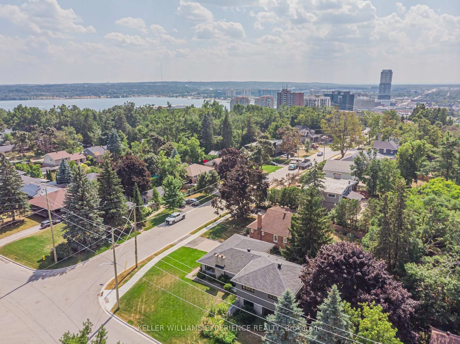 Photo 13 of 54 Eugenia Street, Barrie, Codrington — HOMEH