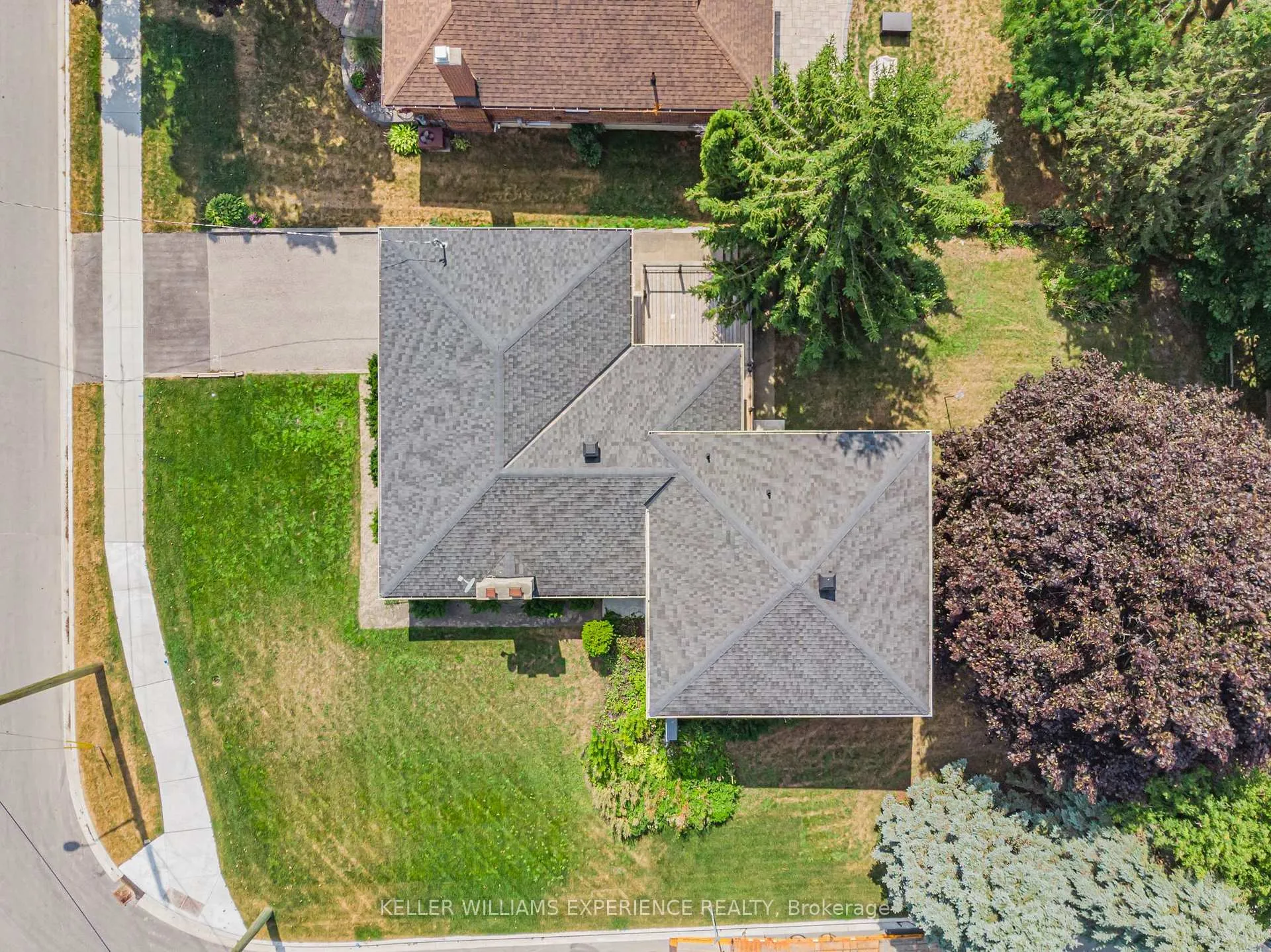 Photo 14 of 54 Eugenia Street, Barrie, Codrington — HOMEH