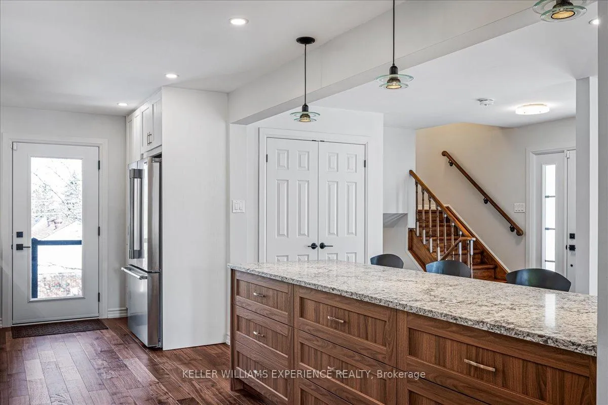 Photo 22 of 54 Eugenia Street, Barrie, Codrington — HOMEH