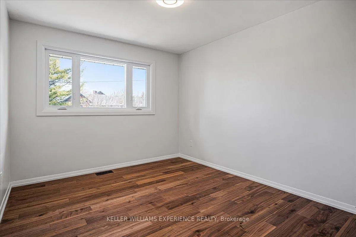 Photo 29 of 54 Eugenia Street, Barrie, Codrington — HOMEH