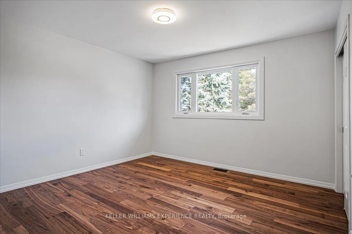 Photo 33 of 54 Eugenia Street, Barrie, Codrington — HOMEH