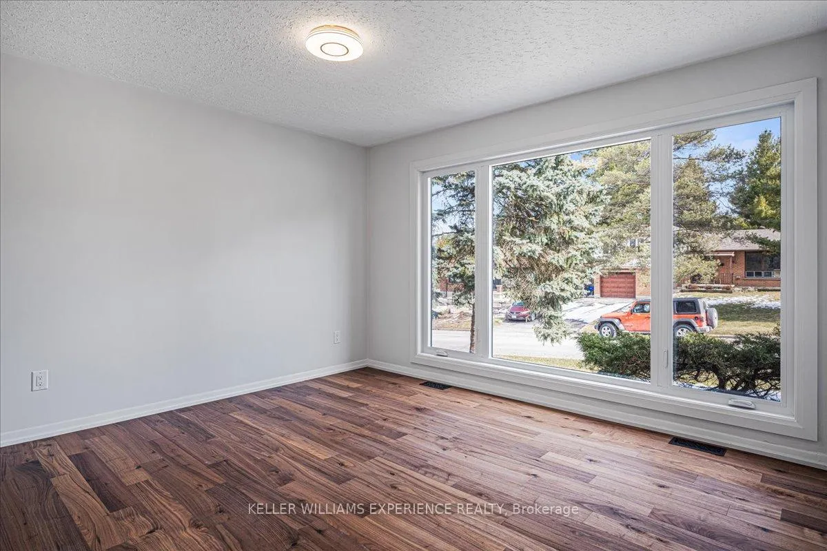 Photo 39 of 54 Eugenia Street, Barrie, Codrington — HOMEH