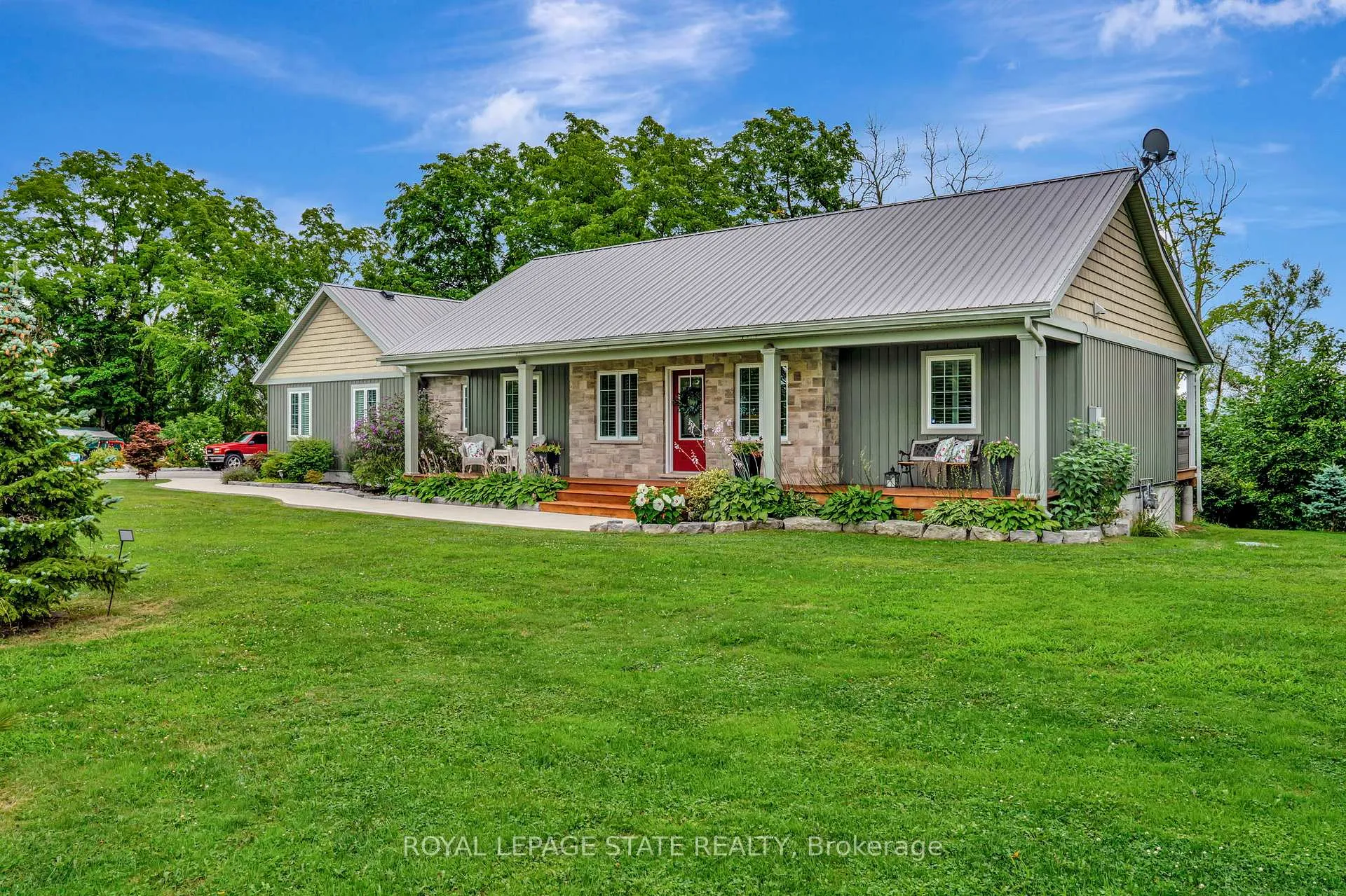 Front of 571 Haldimand Road 17