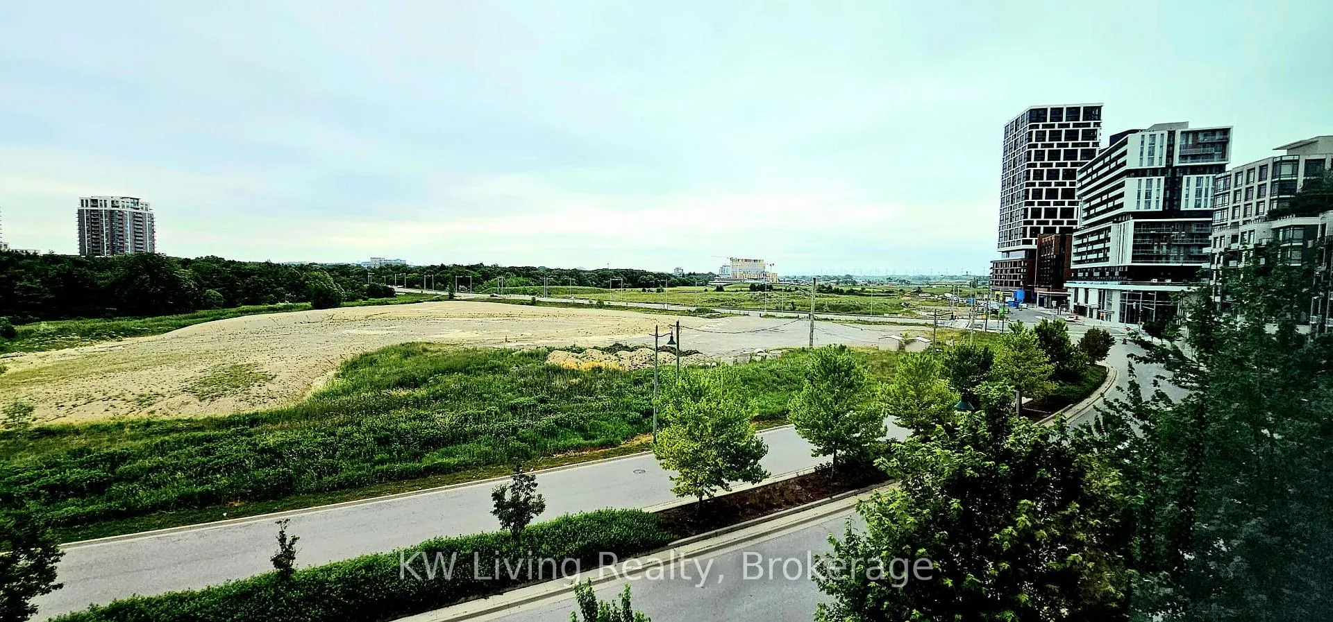 Photo 17 of Unit 407, 131 Upper Duke Crescent, Markham, Unionville — HOMEH