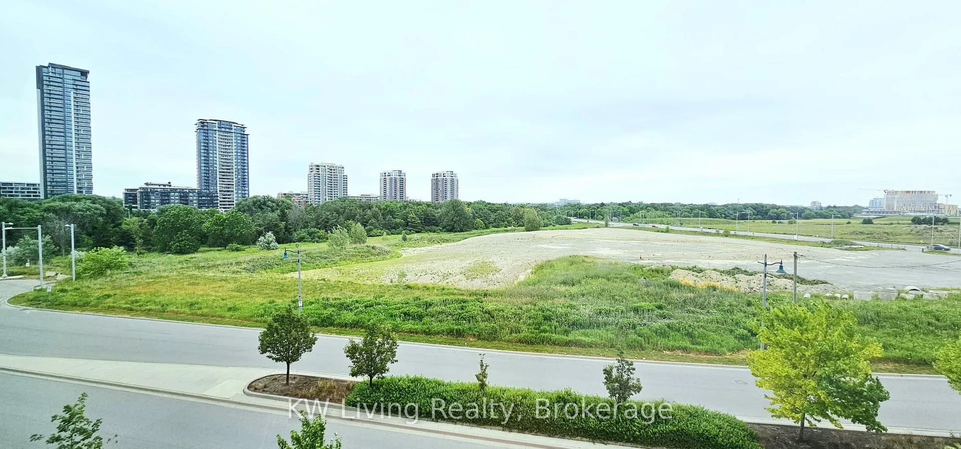 Photo 18 of Unit 407, 131 Upper Duke Crescent, Markham, Unionville — HOMEH