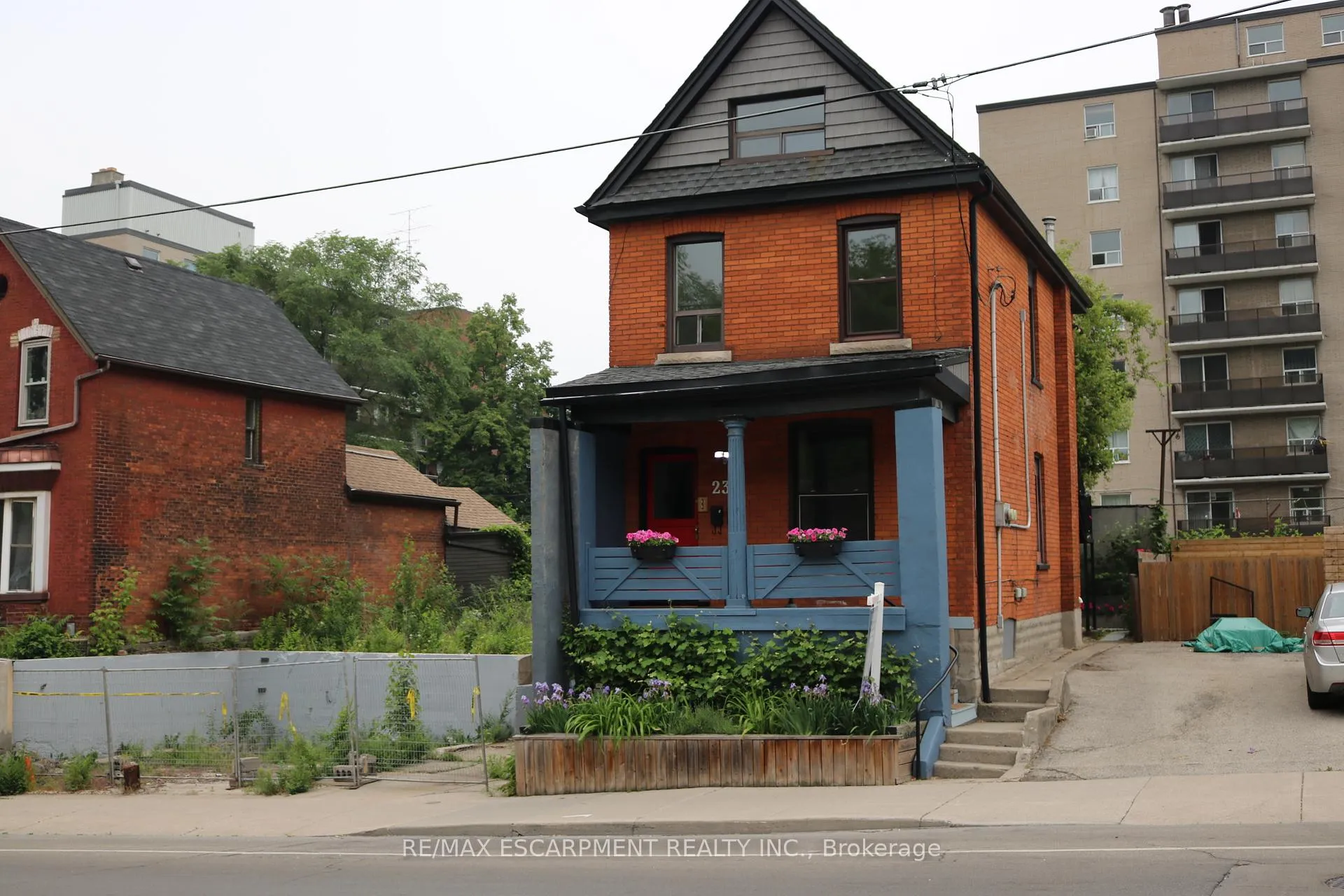 Photo 1 of 235 Young Street, Hamilton, Corktown — HOMEH
