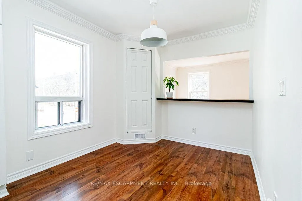 Photo 26 of 235 Young Street, Hamilton, Corktown — HOMEH