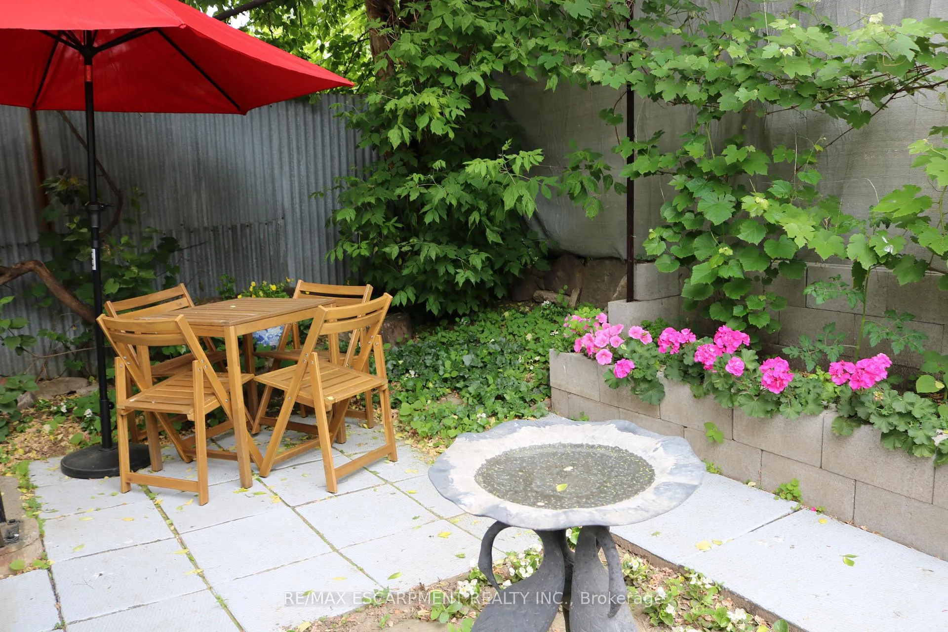 Photo 39 of 235 Young Street, Hamilton, Corktown — HOMEH